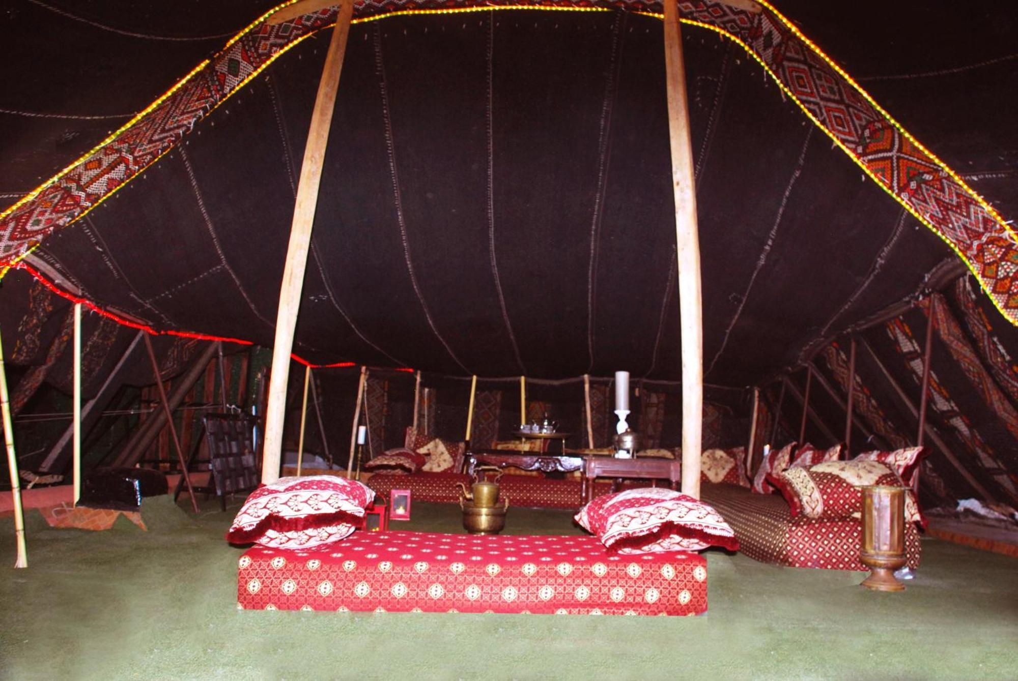 Dar Lghzal Special Offer In Rabat Winner Of Guest Experience 2025 Awards Traditional Sahrawi And Berber Privative Villa With Swimming Pool Jacuzzi Sea View And On Site Restaurant Ideal For Family And Groups In Rabat'S Center No Car Required Exteriör bild
